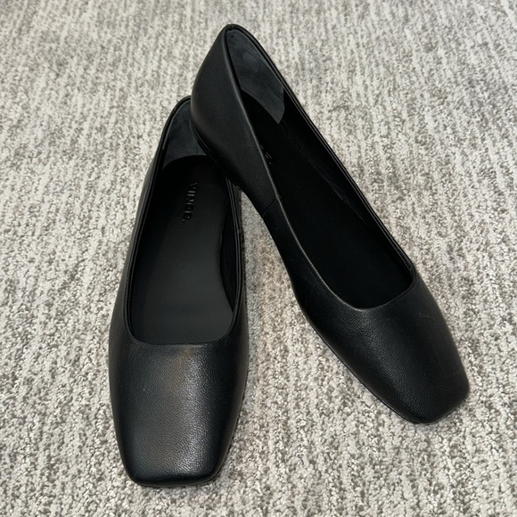 VINCE | Lux Ballet Flat Shoes | preloved - Picture 3 of 8